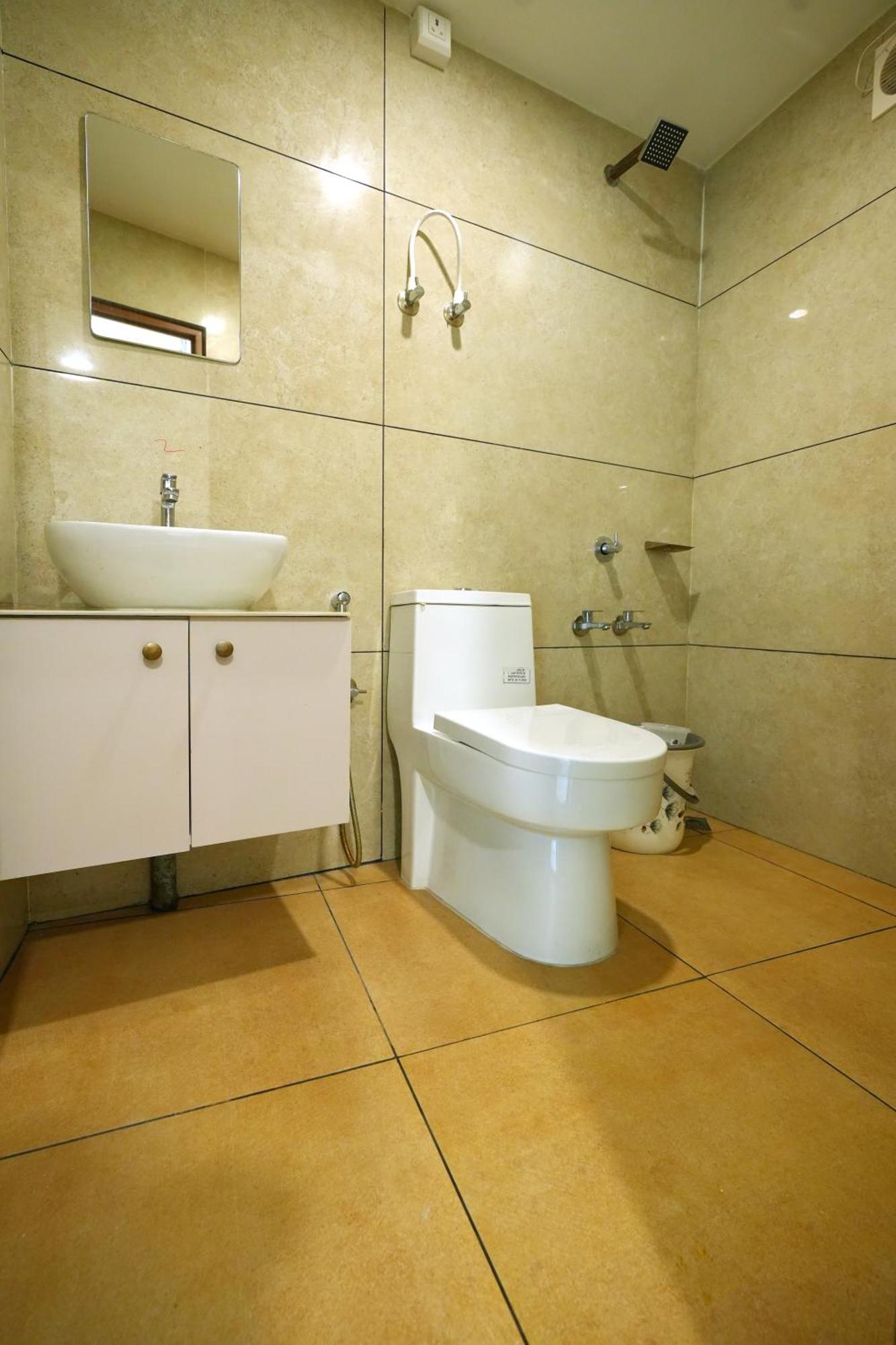 Amsher Suit Lulu Mall Road Hotel Kochi Екстериор снимка